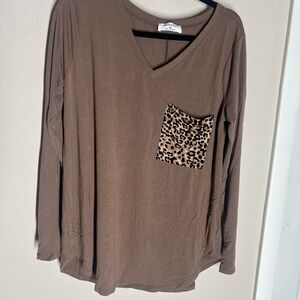 New Chic Brown Long Sleeve Top with Leopard Pocket XL